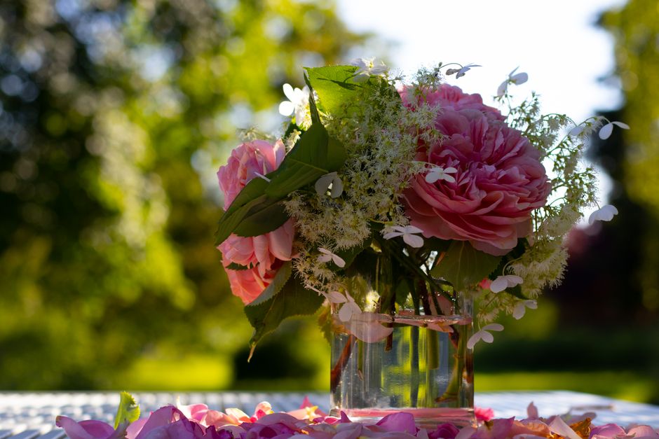 Décoration de table pour un brunch de fête des Mères